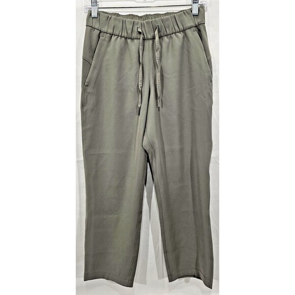 Lululemon Womens Crop Pant On The Fly Drawstring Pockets Grey Sage Casual Sz 4 - Picture 1 of 15